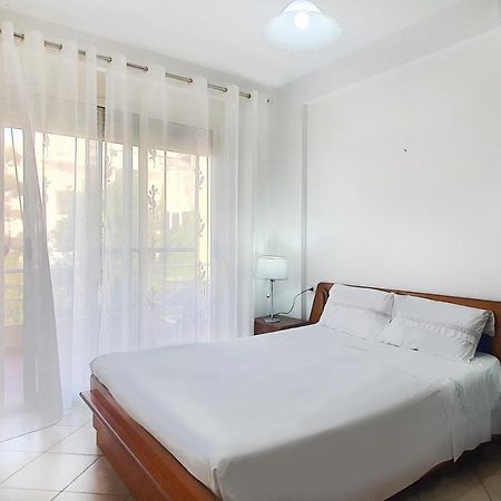 Sea & Sun Apartment Durres Luaran gambar